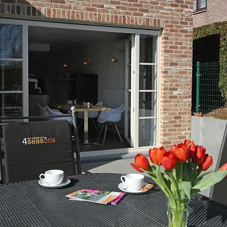 Bed & Breakfast 4 Seasons 4*