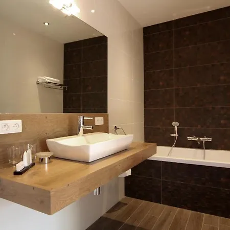 Bed & Breakfast 4 Seasons 4*